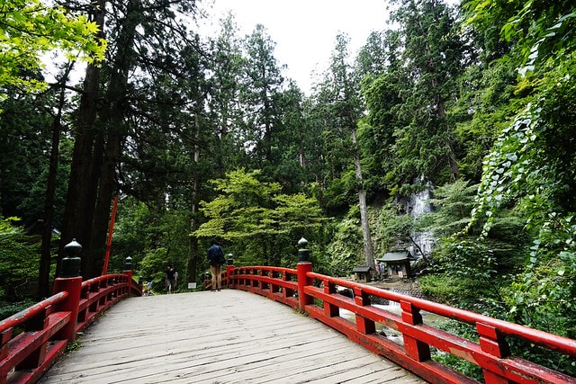 20251102-iws0o 20251102-iws0o