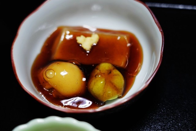 20251102-yv7me 20251102-yv7me