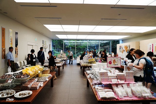 20251102-aa0ts 20251102-aa0ts