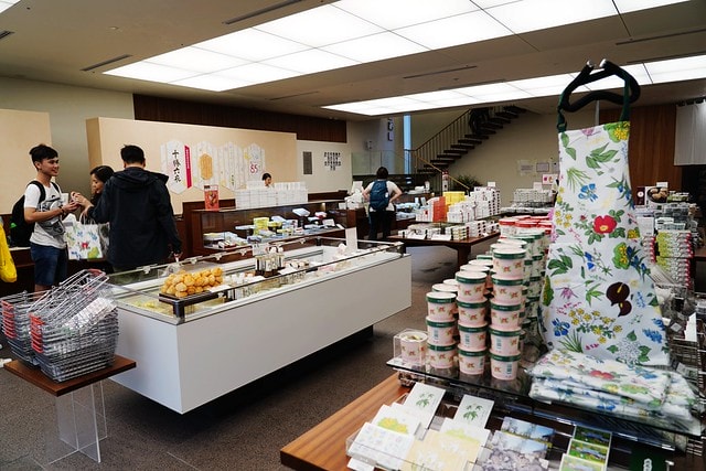 20251102-waw5o 20251102-waw5o