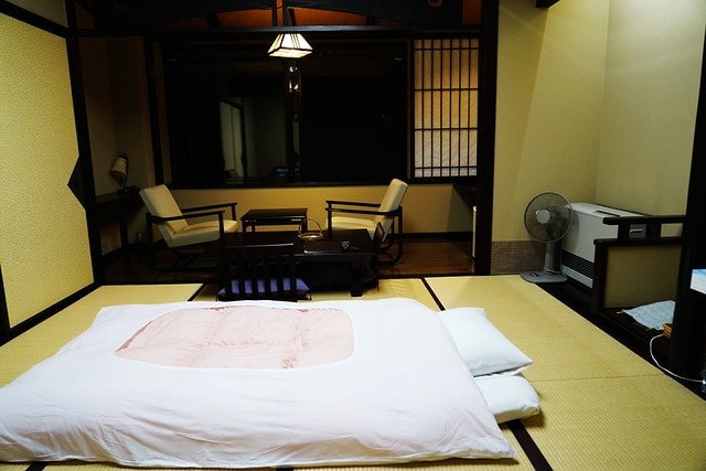 20251102-8c8c1 20251102-8c8c1