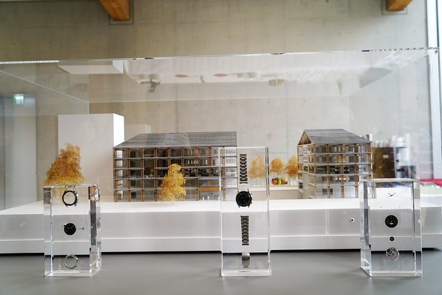 20251102-exwlq 20251102-exwlq