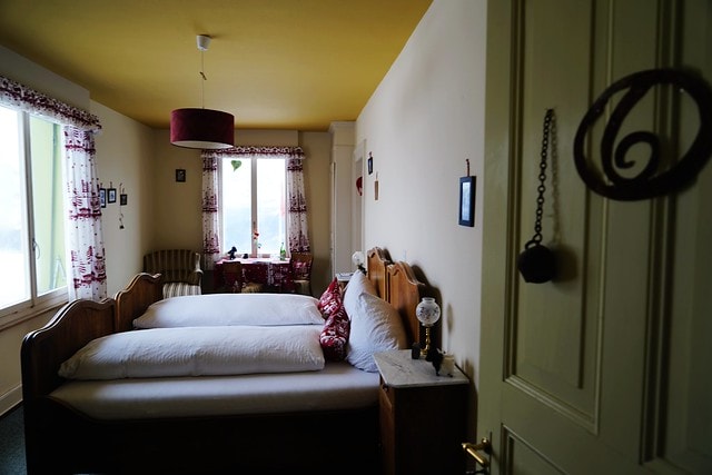 20251102-rhb7v 20251102-rhb7v