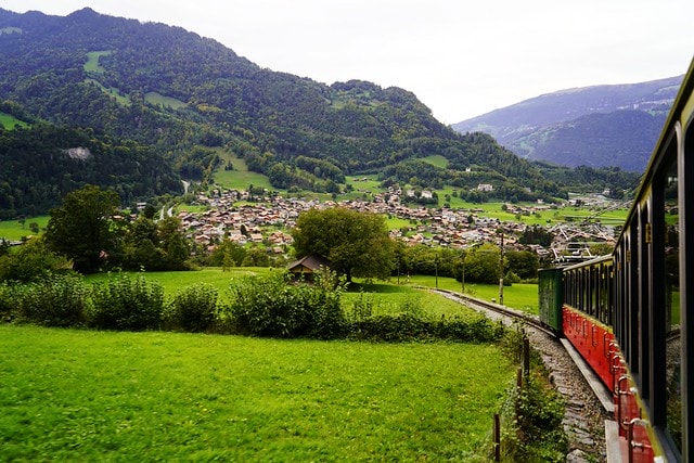 20251102-s868f 20251102-s868f