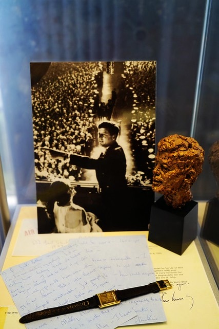 20251102-u5c4j 20251102-u5c4j