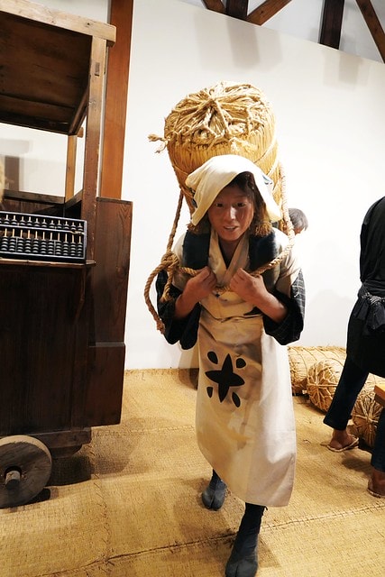 20251102-xhjcb 20251102-xhjcb