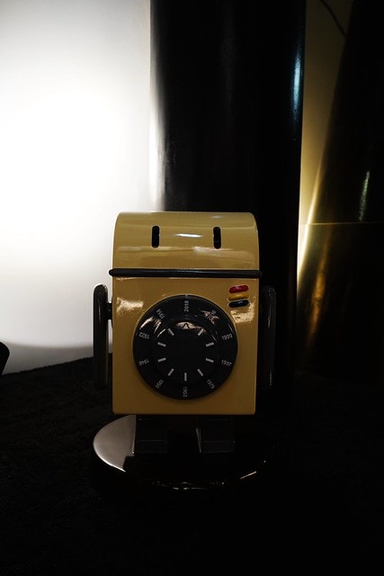 20251102-bq8zm 20251102-bq8zm