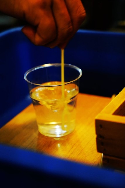 20251102-lyk4z 20251102-lyk4z