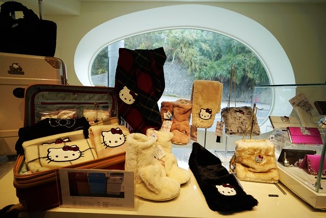 20251102-69kcf 20251102-69kcf