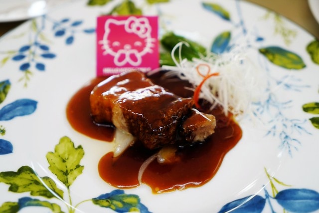 20251102-8gya5 20251102-8gya5