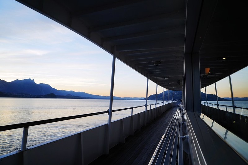 20251102-ny5sg 20251102-ny5sg