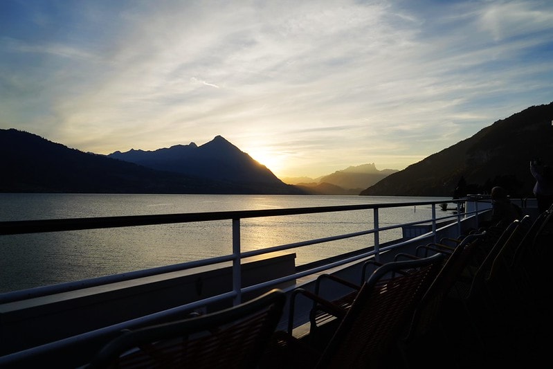 20251102-vyoe3 20251102-vyoe3