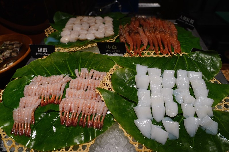 20251102-lng1a 20251102-lng1a