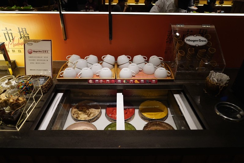 20251102-mhw1c 20251102-mhw1c