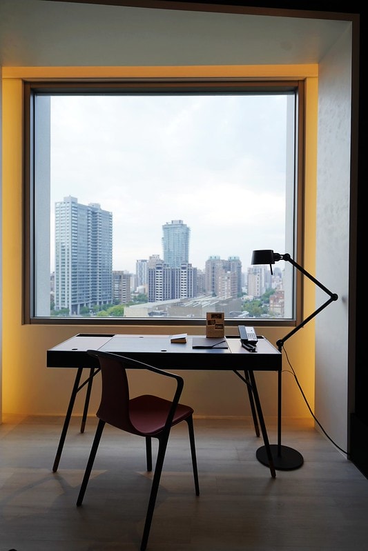 20251102-9klks 20251102-9klks