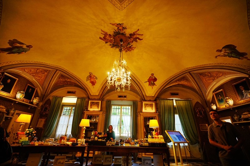 20251102-iab3v 20251102-iab3v