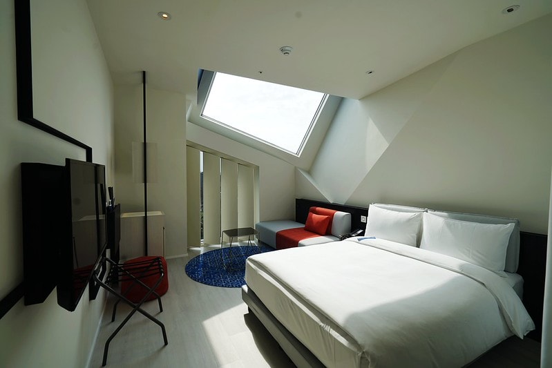 20251102-u0nms 20251102-u0nms