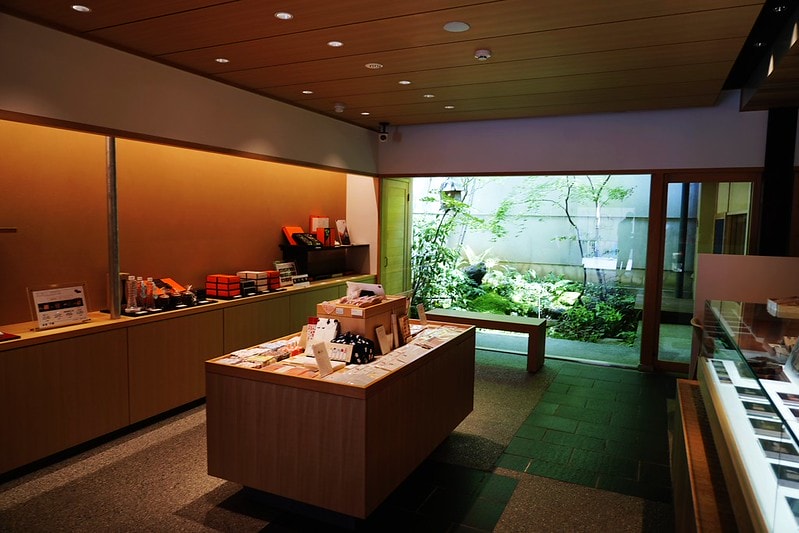 20251102-wc4nb 20251102-wc4nb