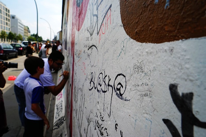 20251102-4wuyz 20251102-4wuyz