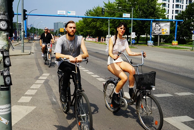 20251102-5h4m1 20251102-5h4m1