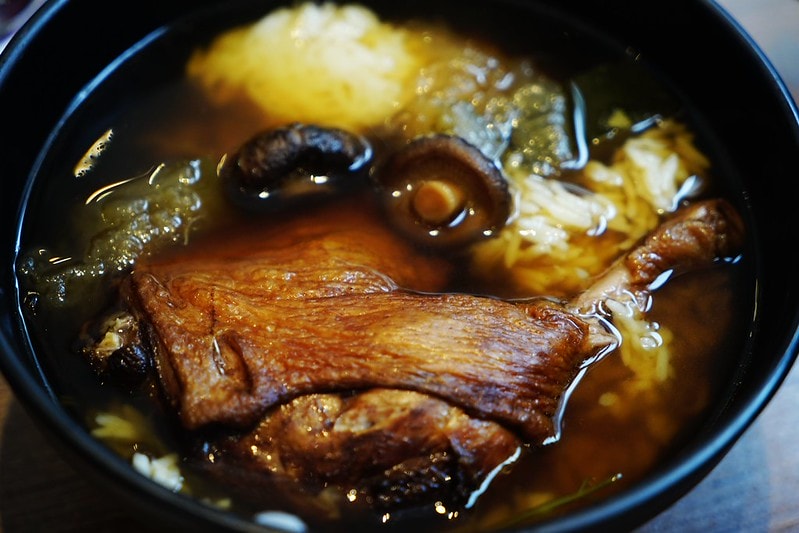 20251102-8j2qw 20251102-8j2qw