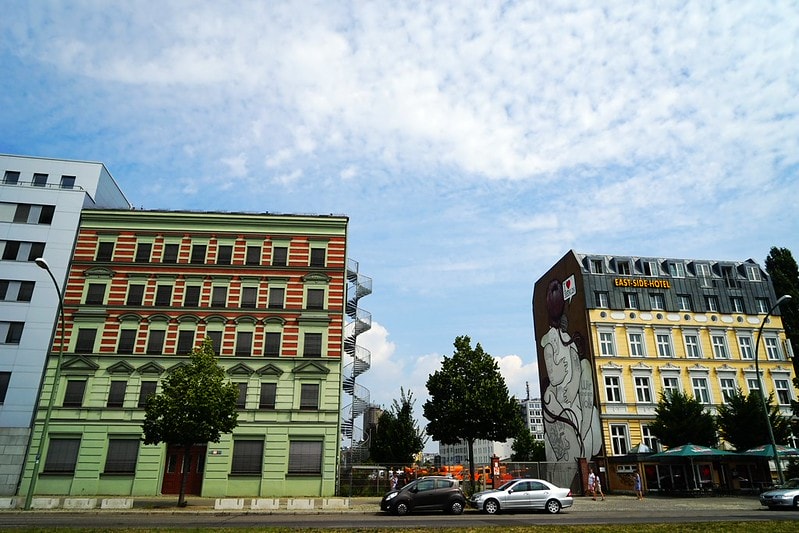 20251102-90d9l 20251102-90d9l