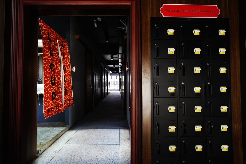 20251102-j89ue 20251102-j89ue