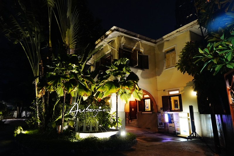 20251102-lxx3q 20251102-lxx3q