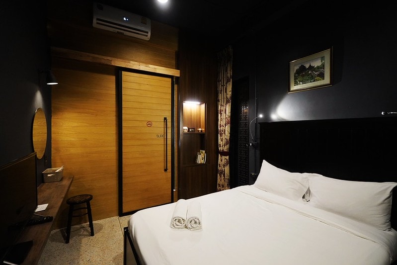 20251102-r8gef 20251102-r8gef