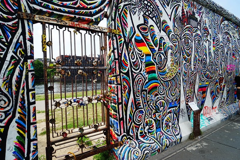 20251102-zz7y6 20251102-zz7y6