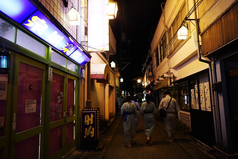 20251102-0pnvb 20251102-0pnvb