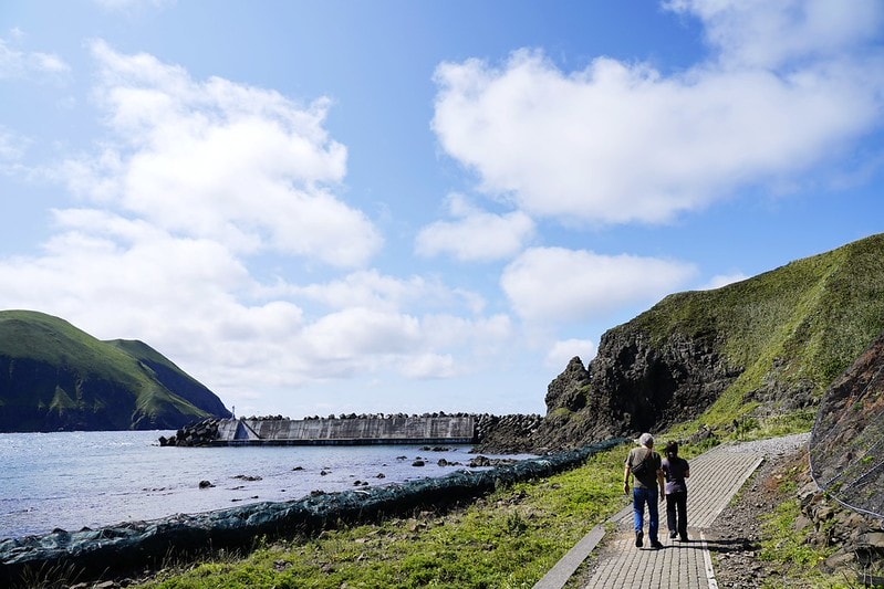 20251102-5lshp 20251102-5lshp