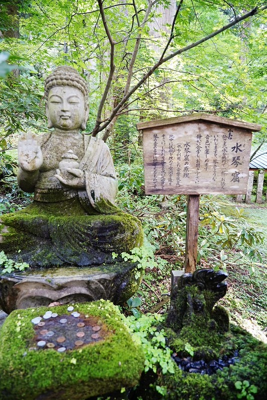 20251102-7n15q 20251102-7n15q