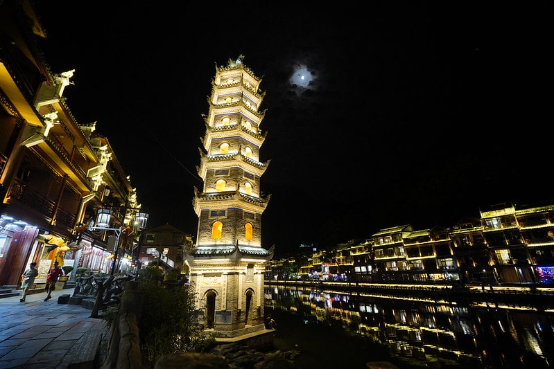 20251102-e8uh9 20251102-e8uh9