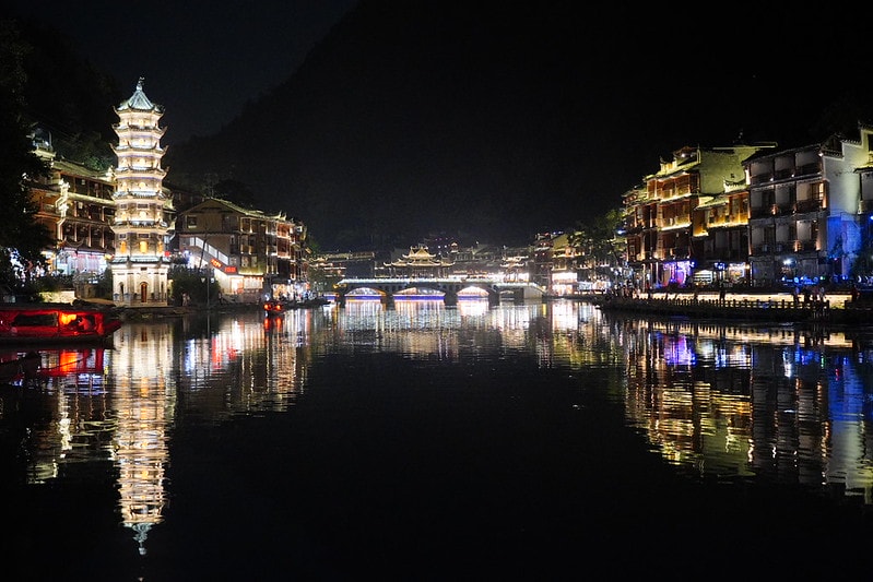 20251102-jh4sm 20251102-jh4sm