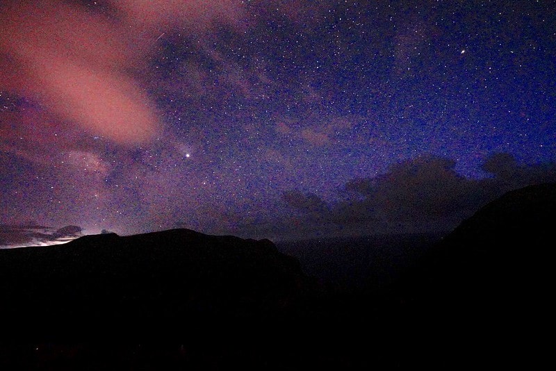 20251102-q3i0w 20251102-q3i0w