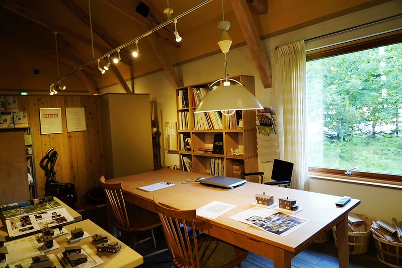 20251102-urxe9 20251102-urxe9