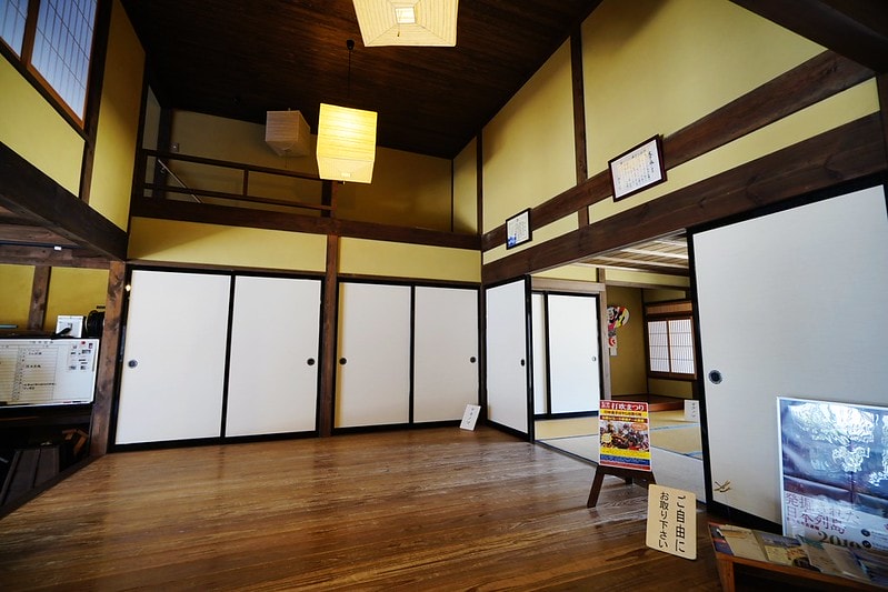 20251102-xbiy4 20251102-xbiy4