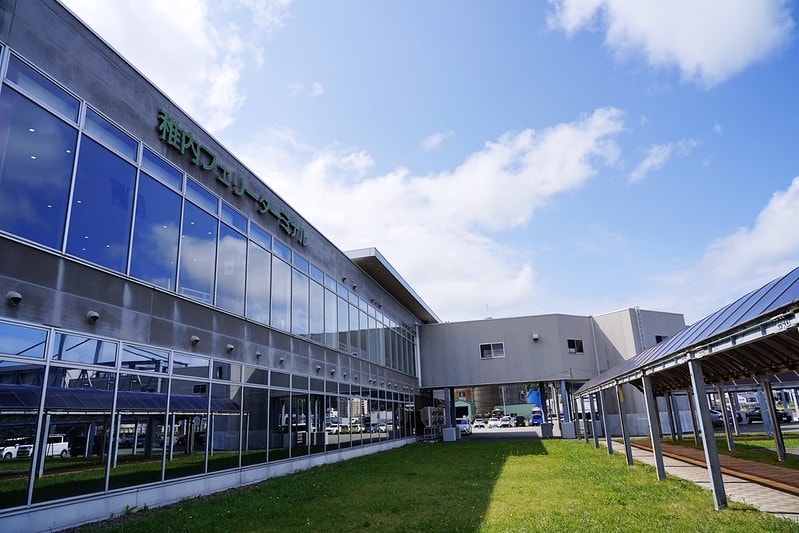 20251102-yaa8l 20251102-yaa8l