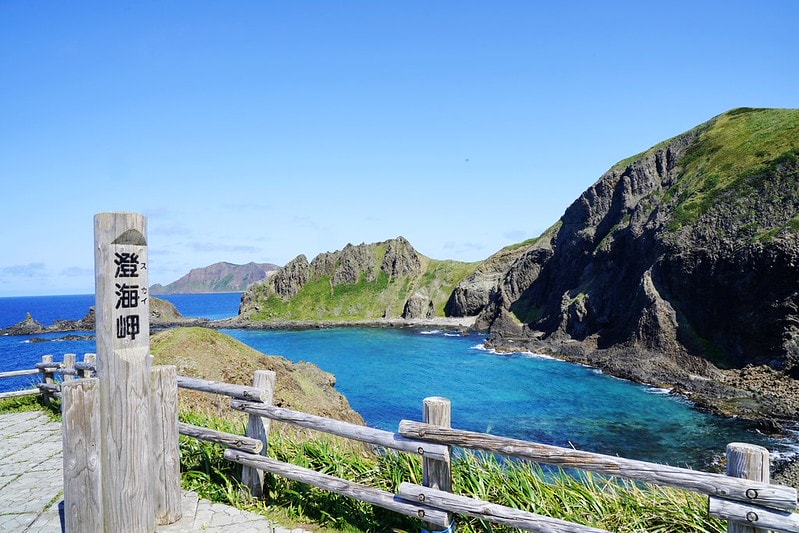 20251102-z7mjs 20251102-z7mjs