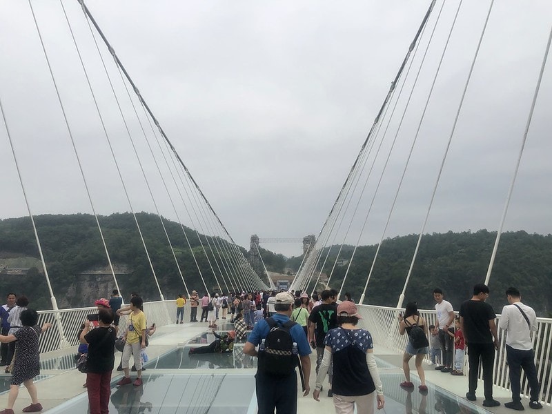 20251102-uzqrw 20251102-uzqrw