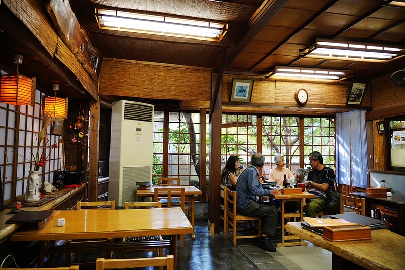 20251102-549j6 20251102-549j6