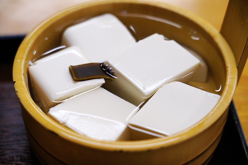 20251102-bg9k7 20251102-bg9k7