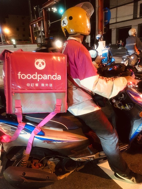 20251102-s6q6y 20251102-s6q6y