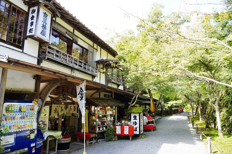 20251102-uyeuj 20251102-uyeuj