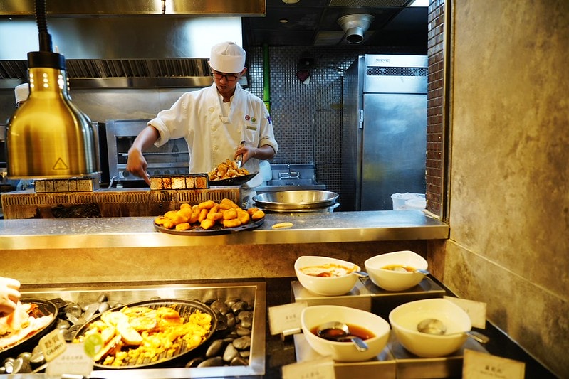 20251102-2k6ev 20251102-2k6ev