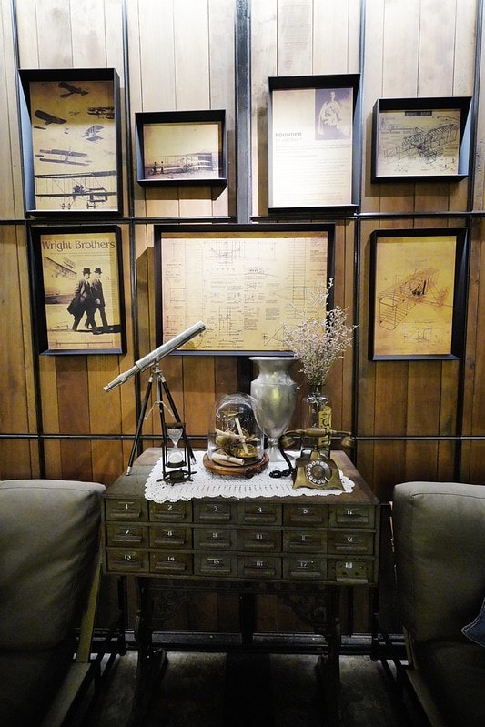 20251102-dlm18 20251102-dlm18