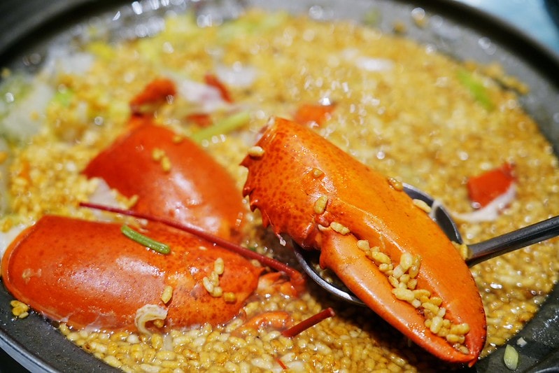 20251102-x82wp 20251102-x82wp