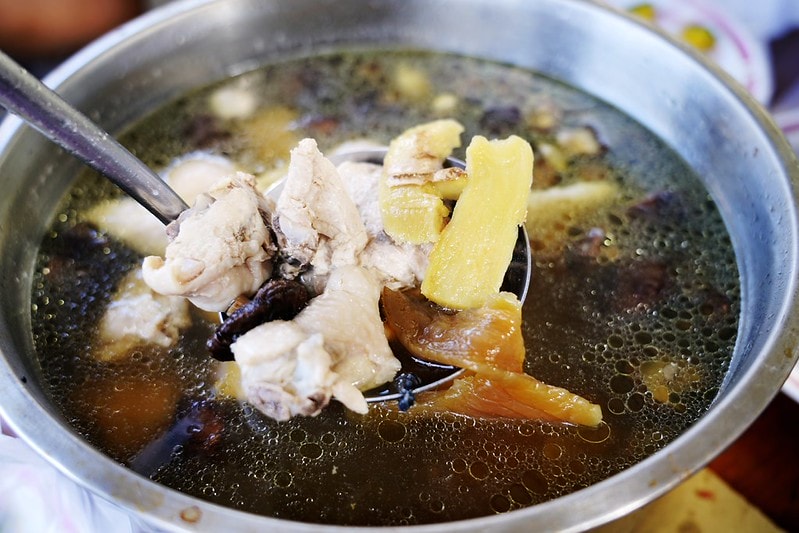 20251102-4qywn 20251102-4qywn