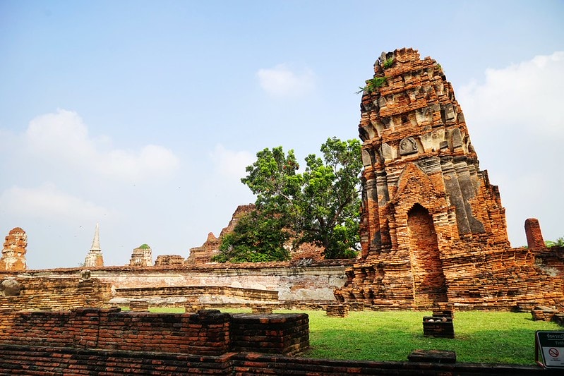 20251102-aq2lu 20251102-aq2lu